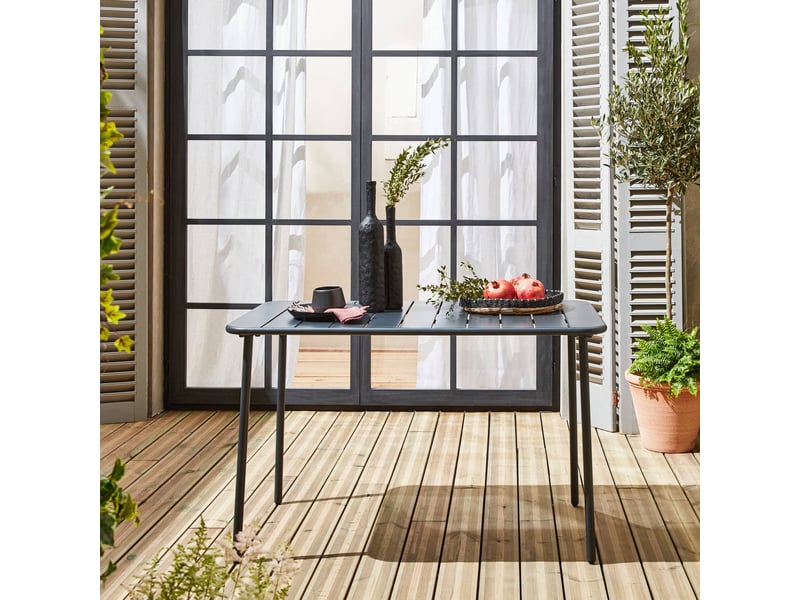 Table de jardin métal 4 places. Anthracite. Amelia. 120x70cm. Traitement antirouille. Lattes et bords arrondis.  - Conforama B