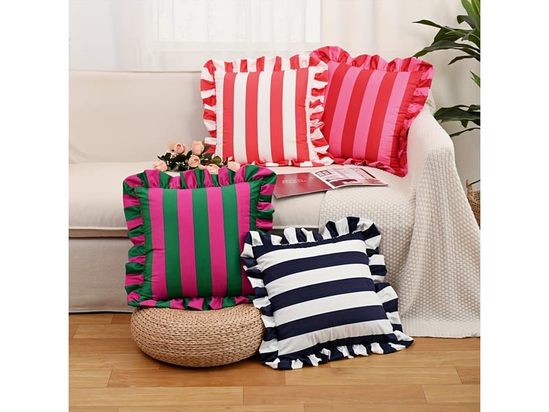  Housse de coussin carrée tendance – bordure à volants, motif rayé – design élégant et décoratif – parfait pour canapé, chambre et sofa – fermeture pratique-style 1  - Conforama D