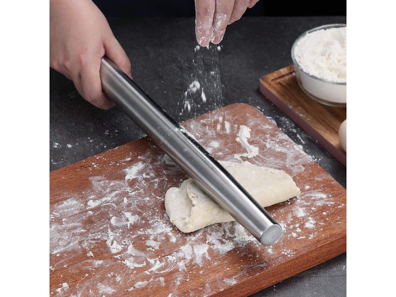 Rouleau à pâtisserie en acier inoxydable finition mate – 42,5x3,2 cm, pour pizza, tarte et biscuit - Conforama E