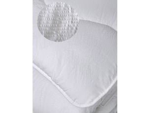 Couette multi saisons aspect gaufré 200x200 cm