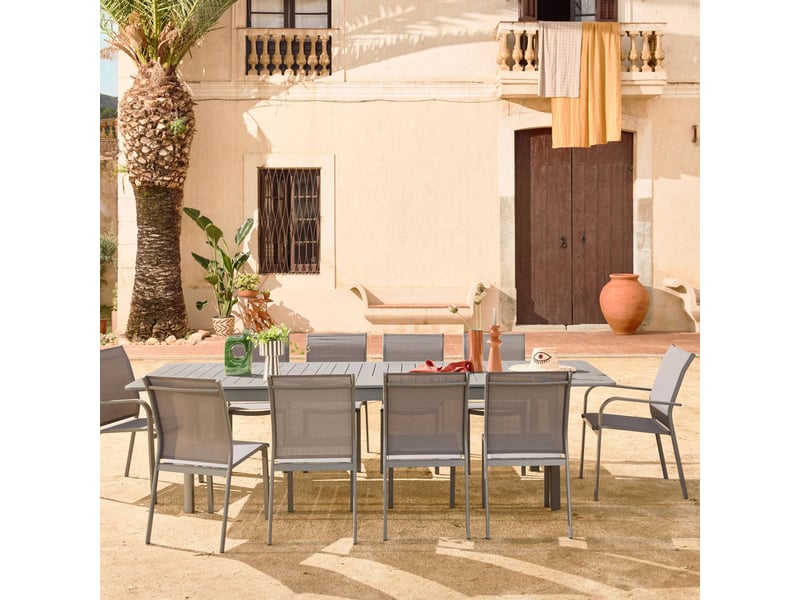 Table de jardin extensible aluminium et textilène anthracite. 8 chaises. 2 fauteuils. 10 places. 290 x 100 x 75 cm - Conforama B