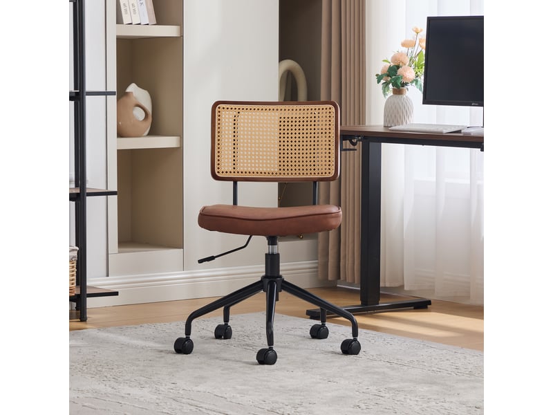  Chaise de bureau vintage en rotin et bois, fauteuil de bureau réglable avec siège en cuir pu marron, pivotant à roulettes  - Conforama R