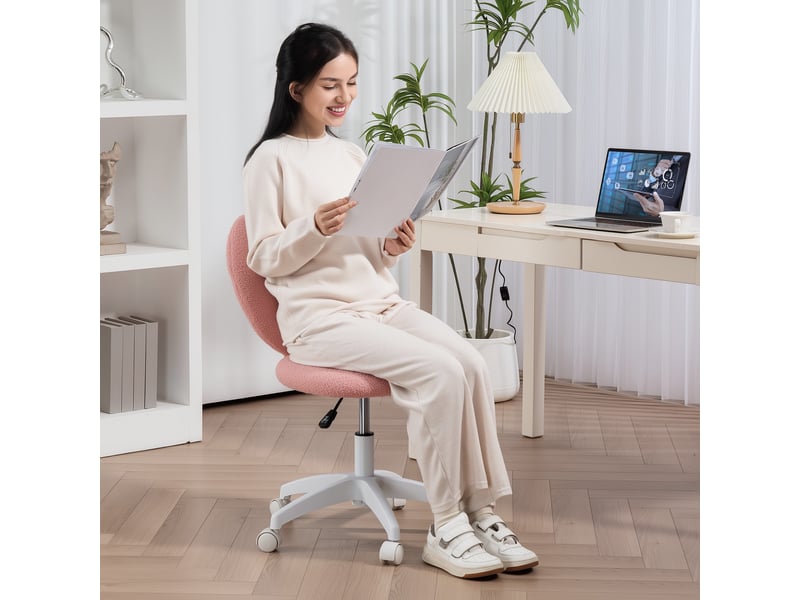 Chaise de bureau pivotante 45x56x78-88cm - dossier en forme de cœur - hauteur réglable - peluche - rose - Conforama E