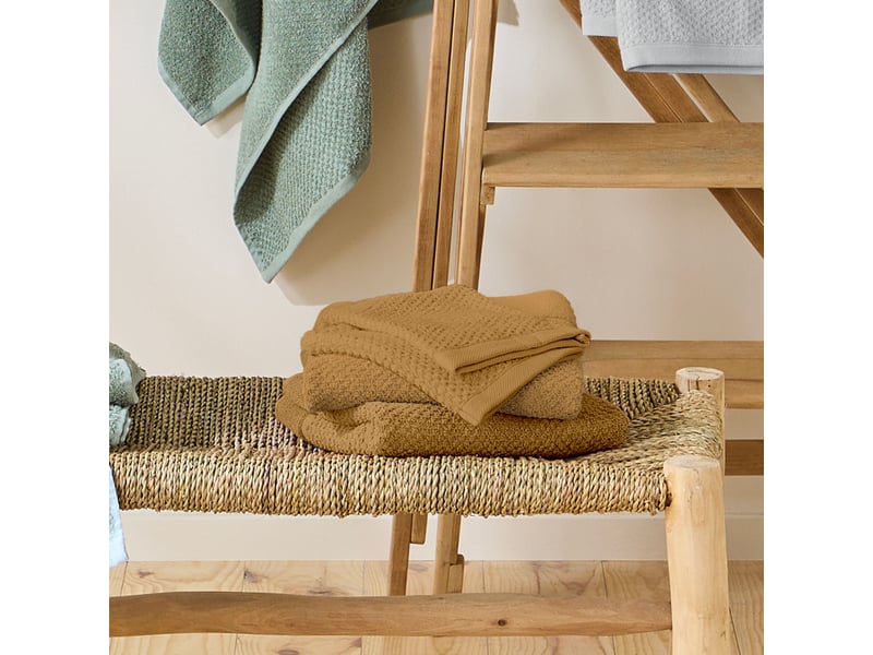  Lot 2 serviettes de bain et 2 gants de toilette  - Conforama B