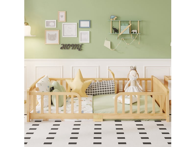 Lit au sol enfant 140 x 200 cm avec barrières, accès central, pin naturel - Conforama D