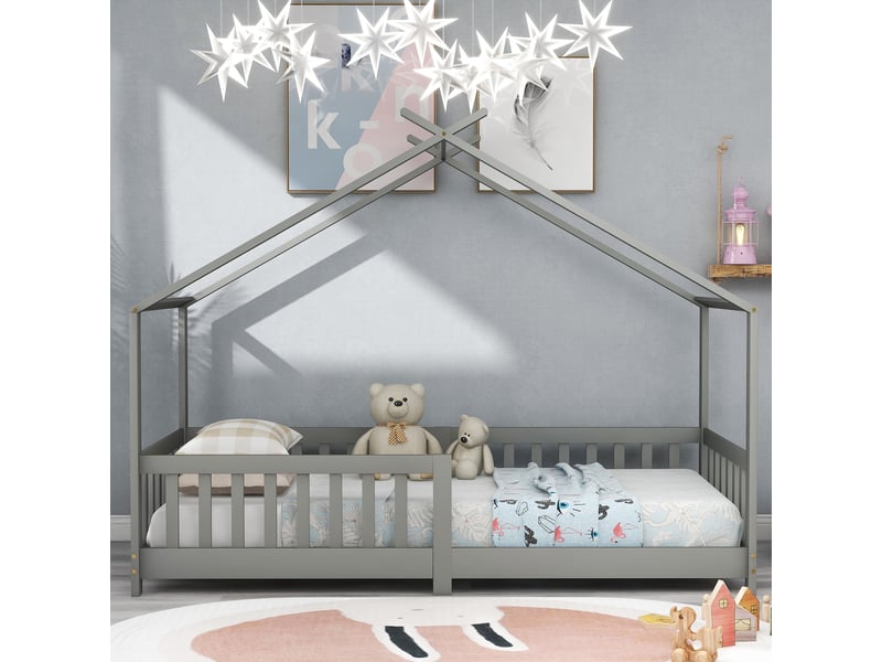  Lit maison enfant 200x90cm en bois massif gris clair avec barrière, sommier à lattes et protection  - Conforama C