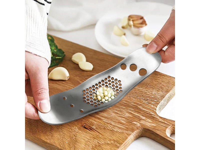  Presse-ail à bascule – hachoir à ail, prise en main confortable, passe au lave-vaisselle, outil de cuisine de qualité alimentaire pour betteraves et  - Conforama D