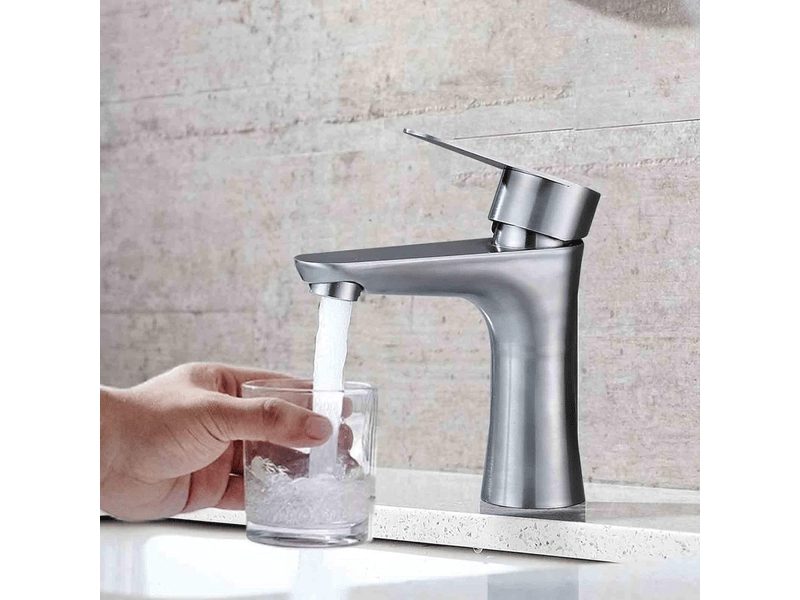  Robinet de lavabo de salle de bain, robinet de lavabo, en acier inoxydable, chaud et froid, avec tuyau d'arrivée d'eau de 60 cm  - Conforama D