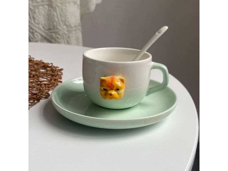  Ensemble tasse, soucoupe et cuillère, chien bully vert, céramique, 200 ml  - Conforama B