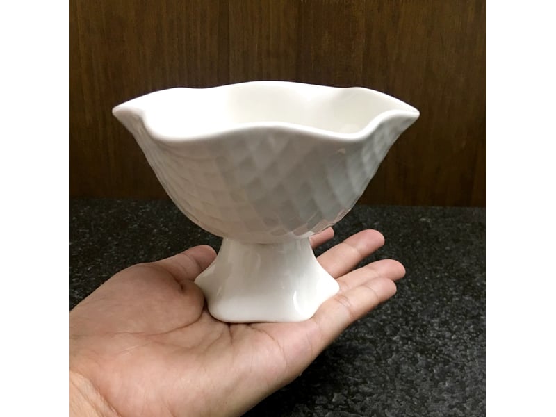  Coupe à glace en céramique, blanc avec pied et relief  - Conforama E