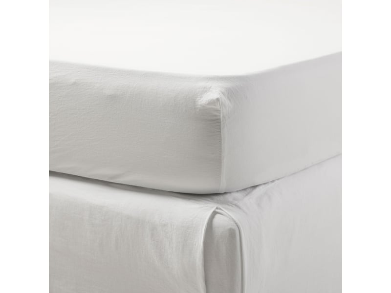 Drap housse en satin de coton lavé uni à nouettes satheene 25163 - Conforama A
