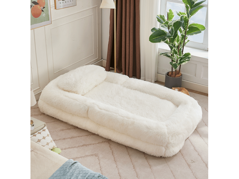  Fauteuil relax convertible beige en fausse fourrure, dossier 5 positions et coussin inclus pour se détendre  - Conforama E