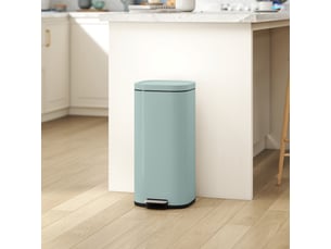 Poubelle de cuisine à pédale en métal 30 l avec seau amovible 29x36x59,5 cm