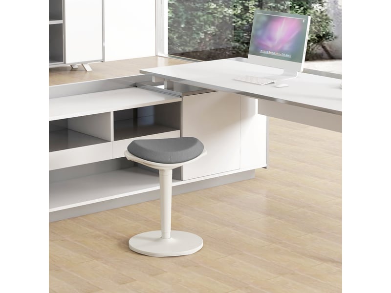  Tabouret pendulaire ergonomique à hauteur réglable, jusqu'à 120 kg, 42,5 x 35,5 x 56,5-71,5 cm, gris  - Conforama C