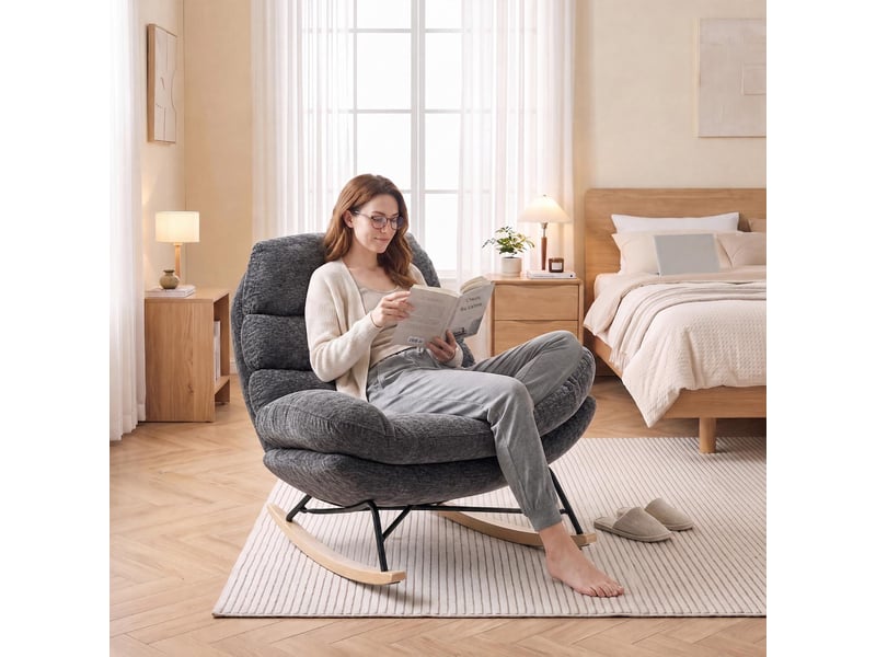  Fauteuil à bascule en tissu chenille et bois d'hévéa gris foncé 80 x 103 x 91 cm  - Conforama D