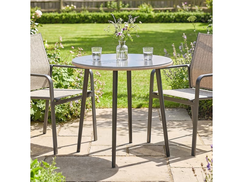  Table de buffet de jardin en acier avec structure en acier, bordure en rotin pe, pieds réglables, 4 couverts, 80 x 80 x 74 cm, grise  - Conforama C