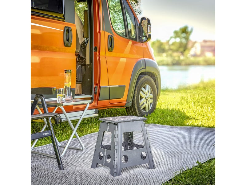  Tabouret pliant en plastique anthracite charge max. 150 kg env. 38,5 x 31,5 x 39 cm  - Conforama C