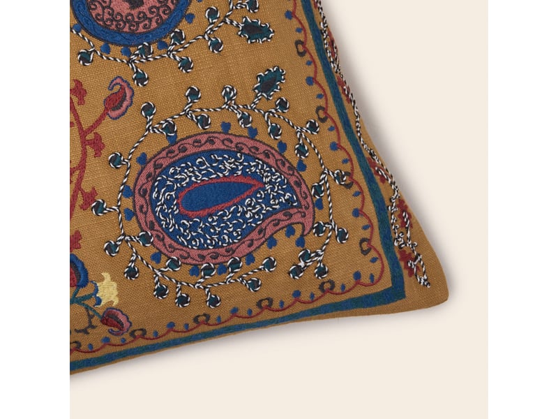  Housse de coussin en broderie paisley  mandana 26422 - Conforama B