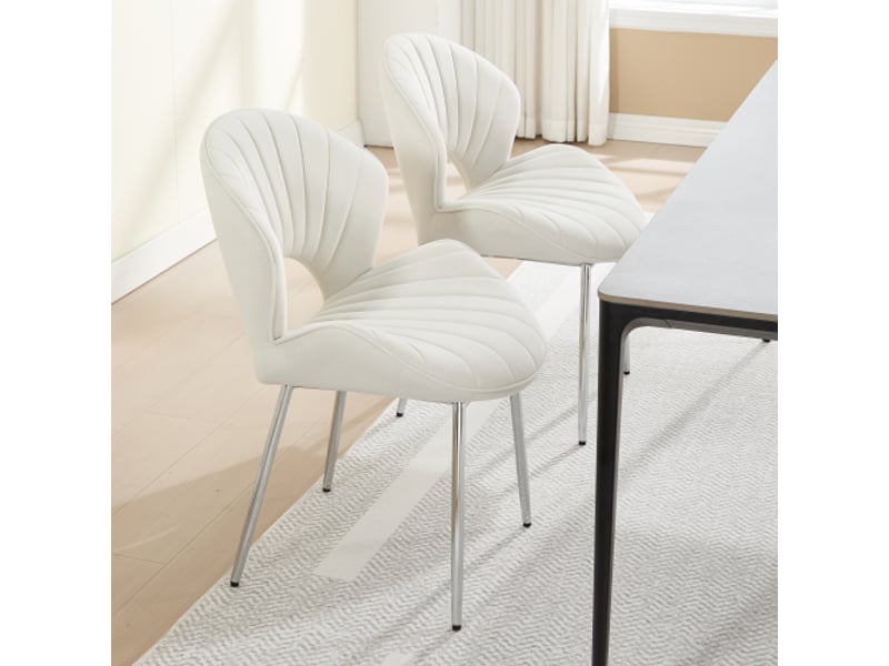 Chaise velours ivoire sans accoudoirs – dossier creux et dos courbé – pieds argentés – lot de 2, cuisinesalle à manger - Conforama B