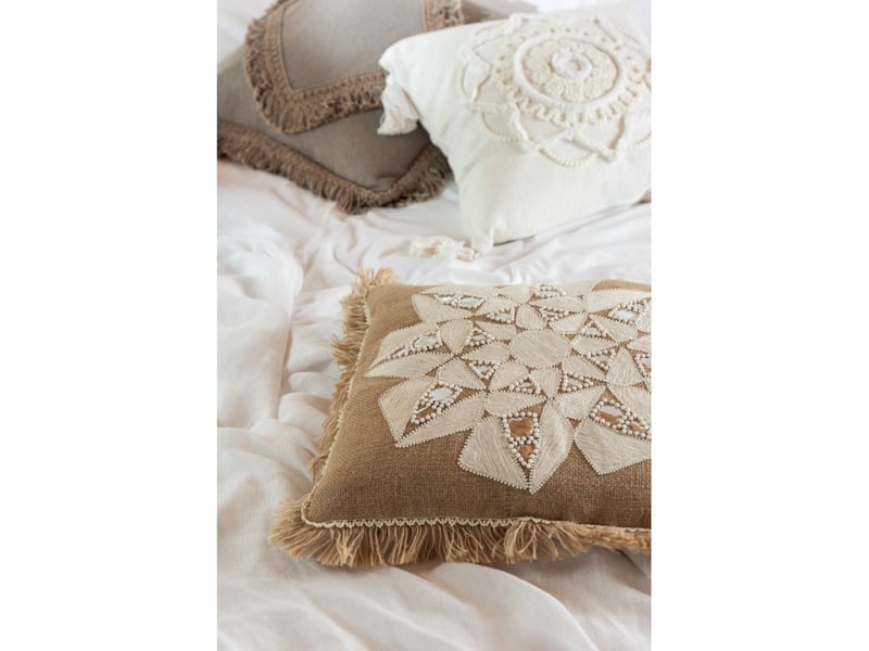  Coussin avec motif fleur en jute naturel l.49cm - coussin d'extérieur  - Conforama D