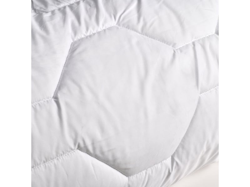 Pack couette très chaude 240x260cm + 2 oreillers moelleux 60x60cm hôtel Fabriqué en France - Conforama E