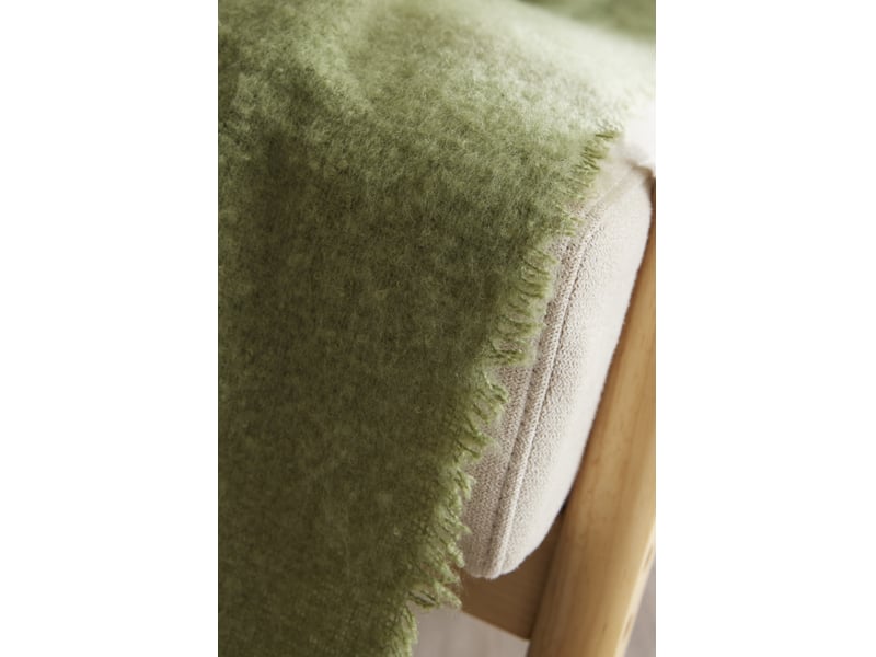  Plaid melia olive 130 x 170 cm tricot uni franges tressées 15699 - Conforama D