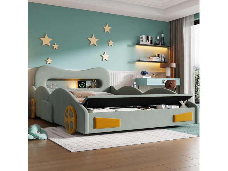  Lit enfant 140 × 200 cm en forme de voiture avec rangement au pied, liseuse et prise de charge, en velours vert  - Conforama D