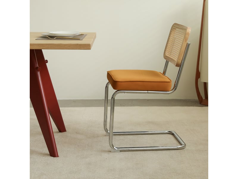 Lot de 4 chaises de salle à manger style breuer, velours et rotin, pieds chromés, design mid-century - Conforama D