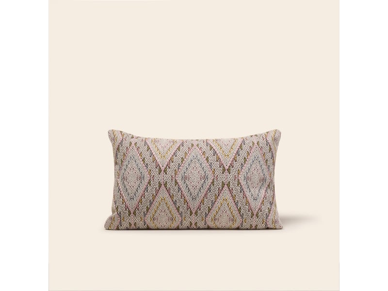  Housse de coussin en coton et broderie graphique  kalimi 26435 - Conforama A