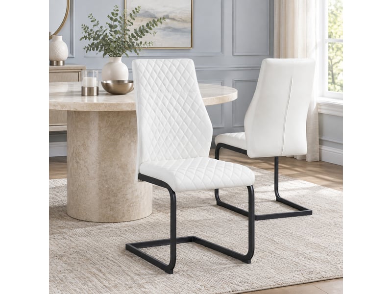  Lot de 2 chaises de salle à manger,43x63x100 cm,similicuir et métal noir,blanc  - Conforama B