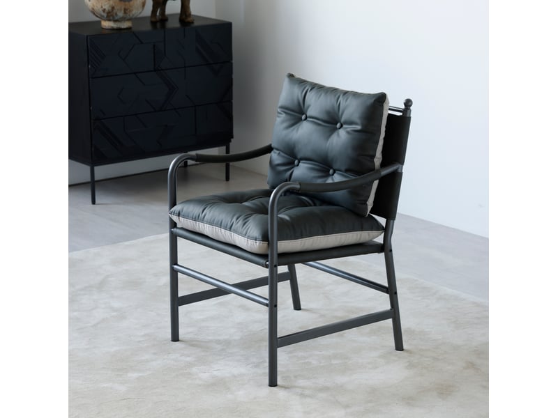  Fauteuil avec accoudoirs et dossier rembourré, pour salon, chambre ou bureau, en similicuir et métal noir  - Conforama B