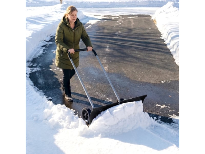  Pelle à neige large 95 cm en aluminium, chasse-neige avec roues réglables, poignée antidérapante inclinée, déneigement pratique  - Conforama B