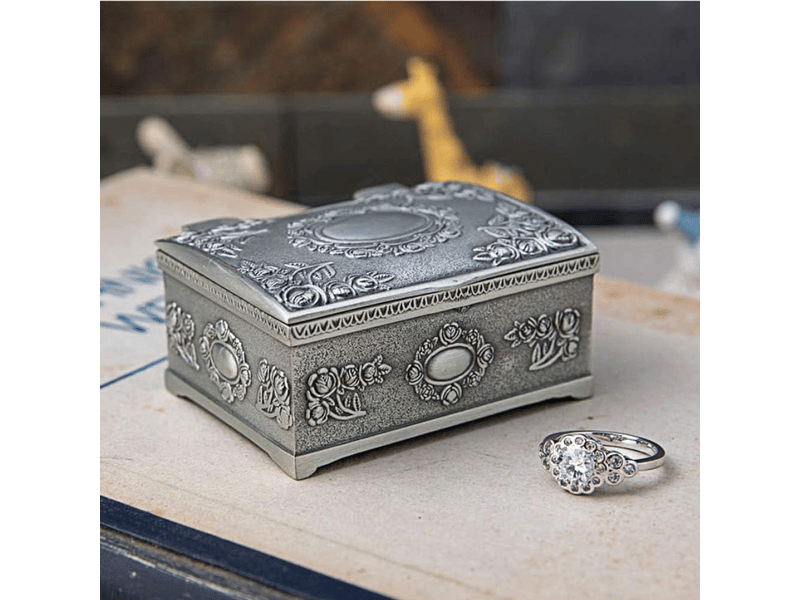  Boîte à bijoux rétro, boîte à bibelots, en alliage de zinc, étui à bijoux, boîte à bijoux 6,4 x 5,4 x 3,2 cm, argent antique.  - Conforama C