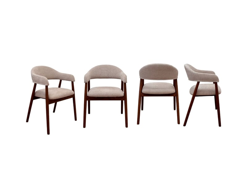  Lot de 4 fauteuils en bois de chêne noyer rembourrés en beige  - Conforama C
