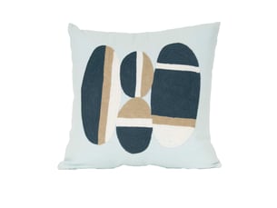 Coussin brodé motif galets de plage 45x45 cm