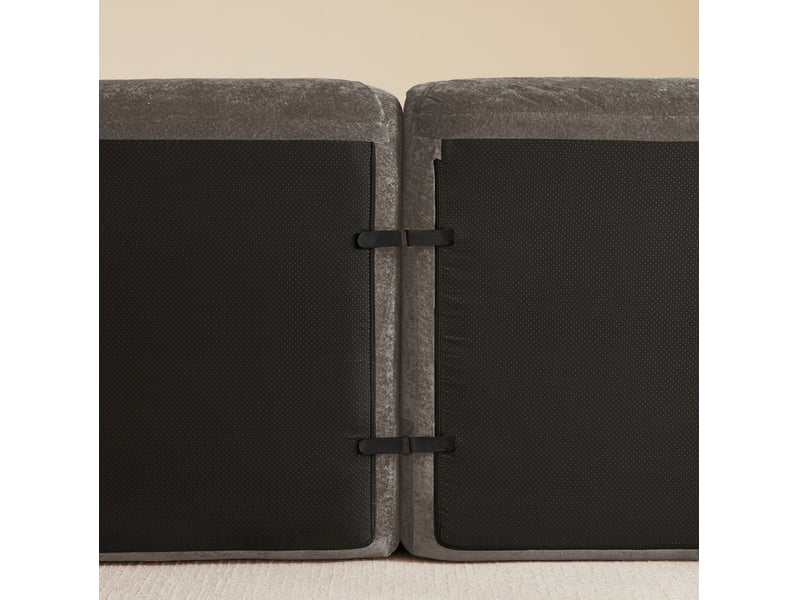 Canapé modulable 3 places en tissu taupe sans cadre, confort moelleux pour le salon familial accueillant  - Conforama D