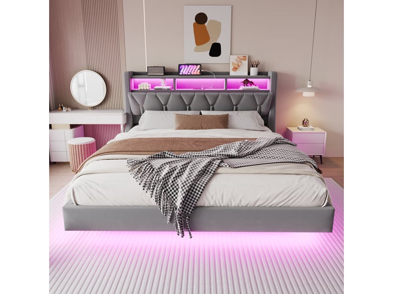  Lit capitonné 180 x 200 cm, tête de lit rabattable avec prise et compartiment de rangement, éclairage led, pieds de lit élargis, design suspendu, revêtement en velours gris  - Conforama B