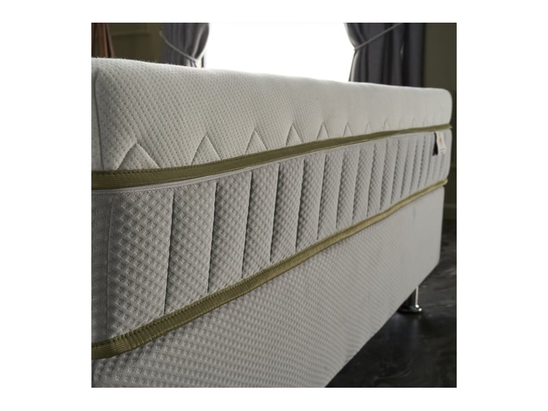 Galion - matelas 23cm avec effet surmatelas intégré - mousse hr et hd aux extraits de soja, réversible, ergonomique, et français 140x190 069061200163 - Conforama E