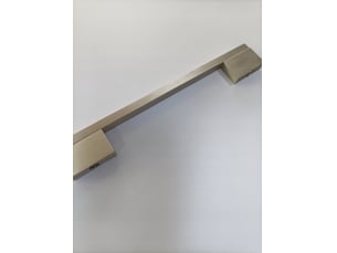 Poignée rankena um-017 l-128 en acier inoxydable