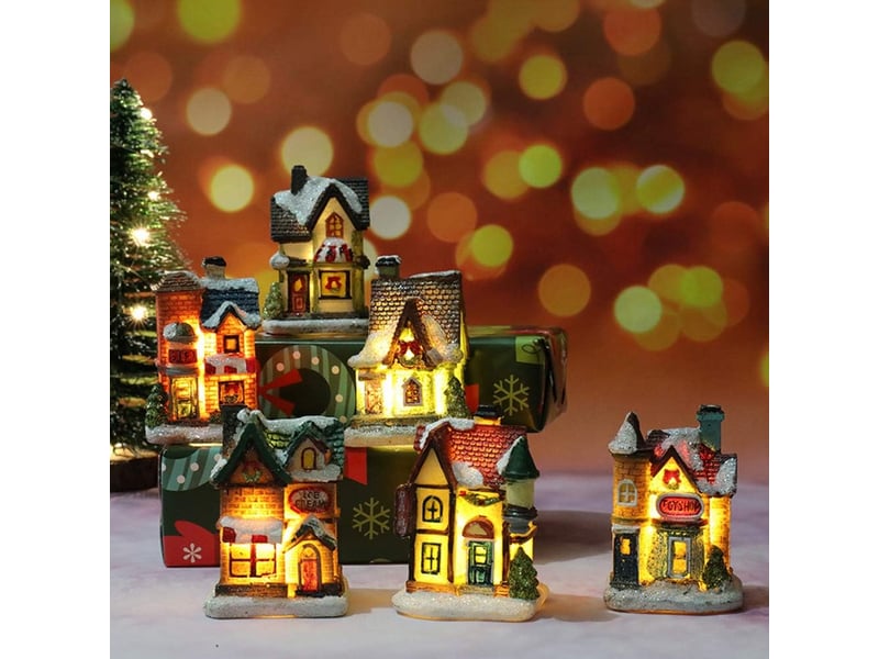  Lot de 6 miniatures village de noël lumineux – décoration intérieure, 4x6,5x9 cm  - Conforama E