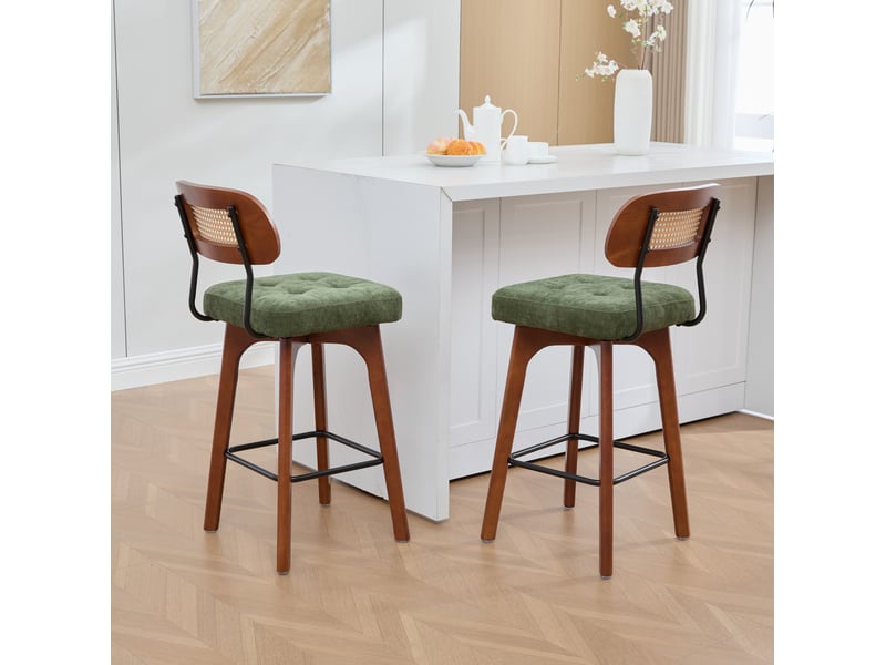  Tabourets de bar lot de 2 pivotants à 360° avec dossier en rotin et assise rembourrée en chenille verte  - Conforama E