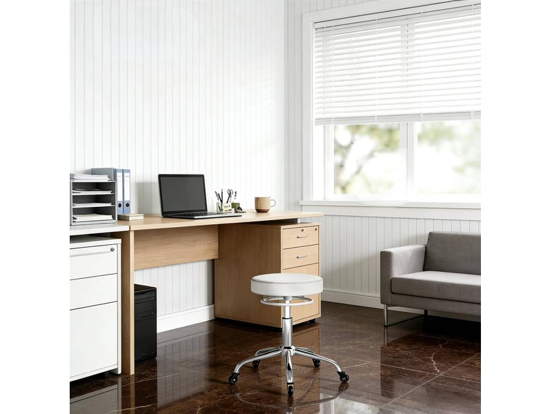  Tabouret de bureau réglable blanc à roulettes, assise pivotante 360° et rembourrée pour travail flexible  - Conforama B