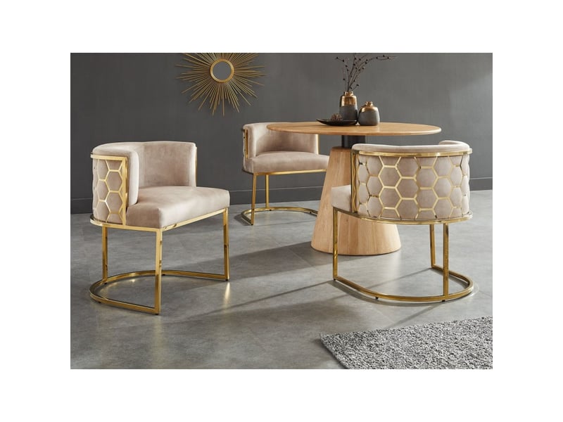  Chaise velto beige en velours – structure dorée brillante, accoudoirs et dossier graphique nid d'abeilles  - Conforama B