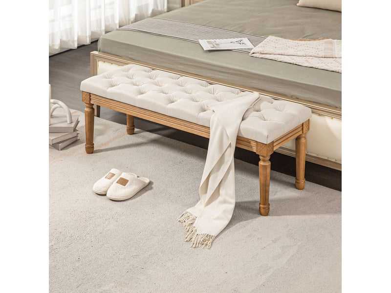  Bout de lit rembourré avec assise capitonnée et pieds en bois sculptés, en polyester crème, 120 × 41 × 48 cm  - Conforama B