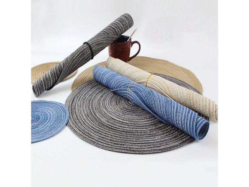  Lot de 4 sets de table ronds en coton tissé, sets de table antidérapants lavables résistants à la chaleur, sets de table ronds pour fêtes et dîners de table  - Conforama C
