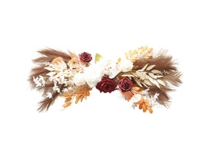 Arche de mariage fleurs artificielles avec panneau bienvenue et décoration florale suspendue
