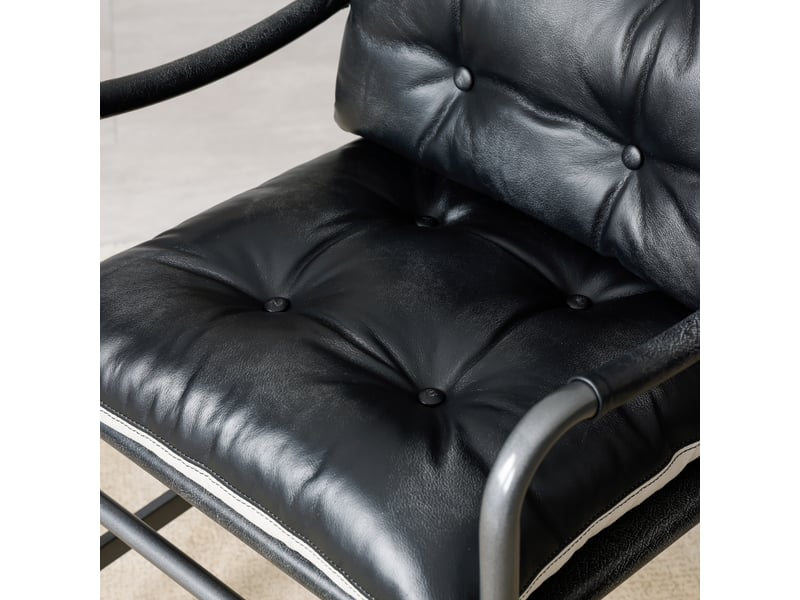  Fauteuil d'appoint cuir mid century moderne avec cadre en métal noir, pour salon et chambre, 60x62x90 cm  - Conforama W