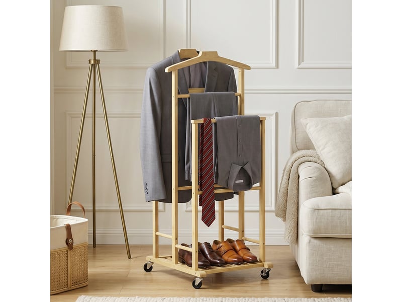  Portant à vêtements en bambou sur roulettes, compact, avec cintres, barres de suspension, étagère et étagère inférieure, aspect chêne  - Conforama C