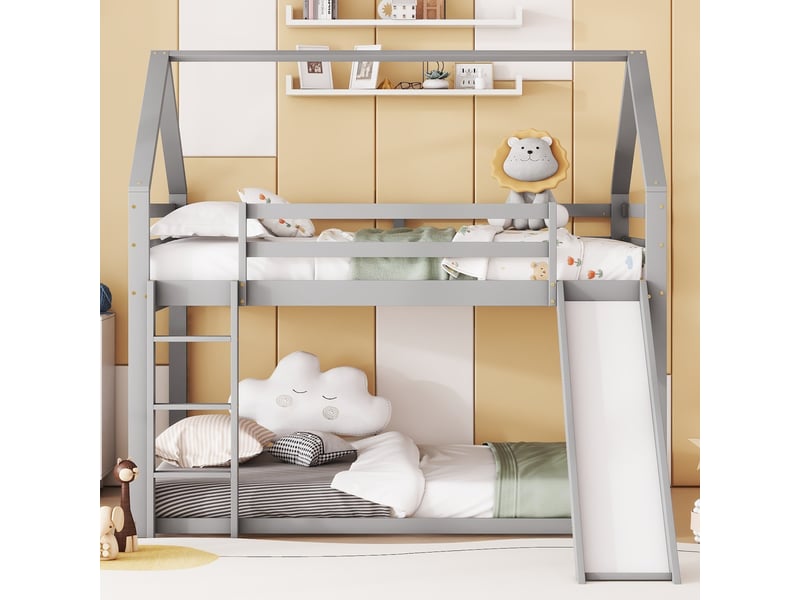 Lit superposé cabane avec toboggan, lit enfant double 140x200 gris en bois massif, avec échelle et sommier à lattes inclus. - Conforama D