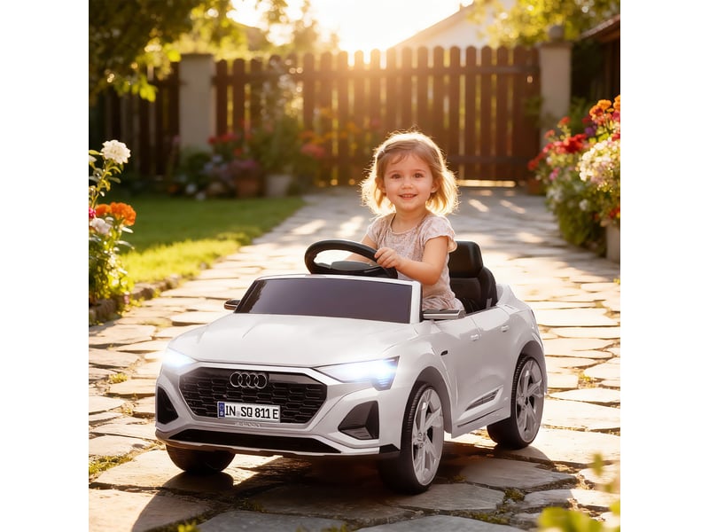  Audi q8 etron sportback 12v voiture électrique pour enfants avec télécommande, démarrage progressif, phares, klaxon et musique, blanche  - Conforama C